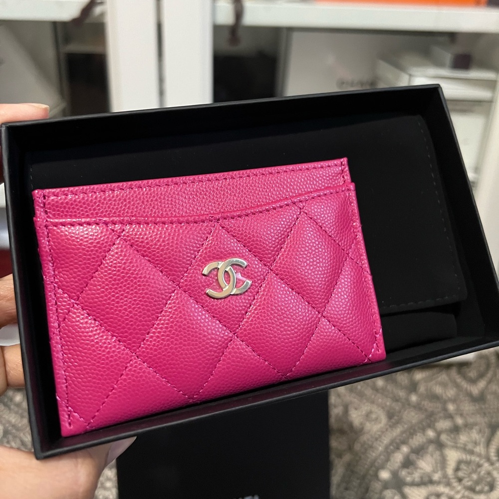 Chanel flat car holder